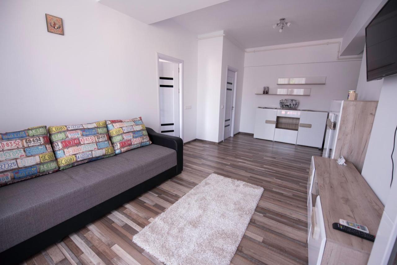 Labirint Apartament คอนสตันซา ภายนอก รูปภาพ