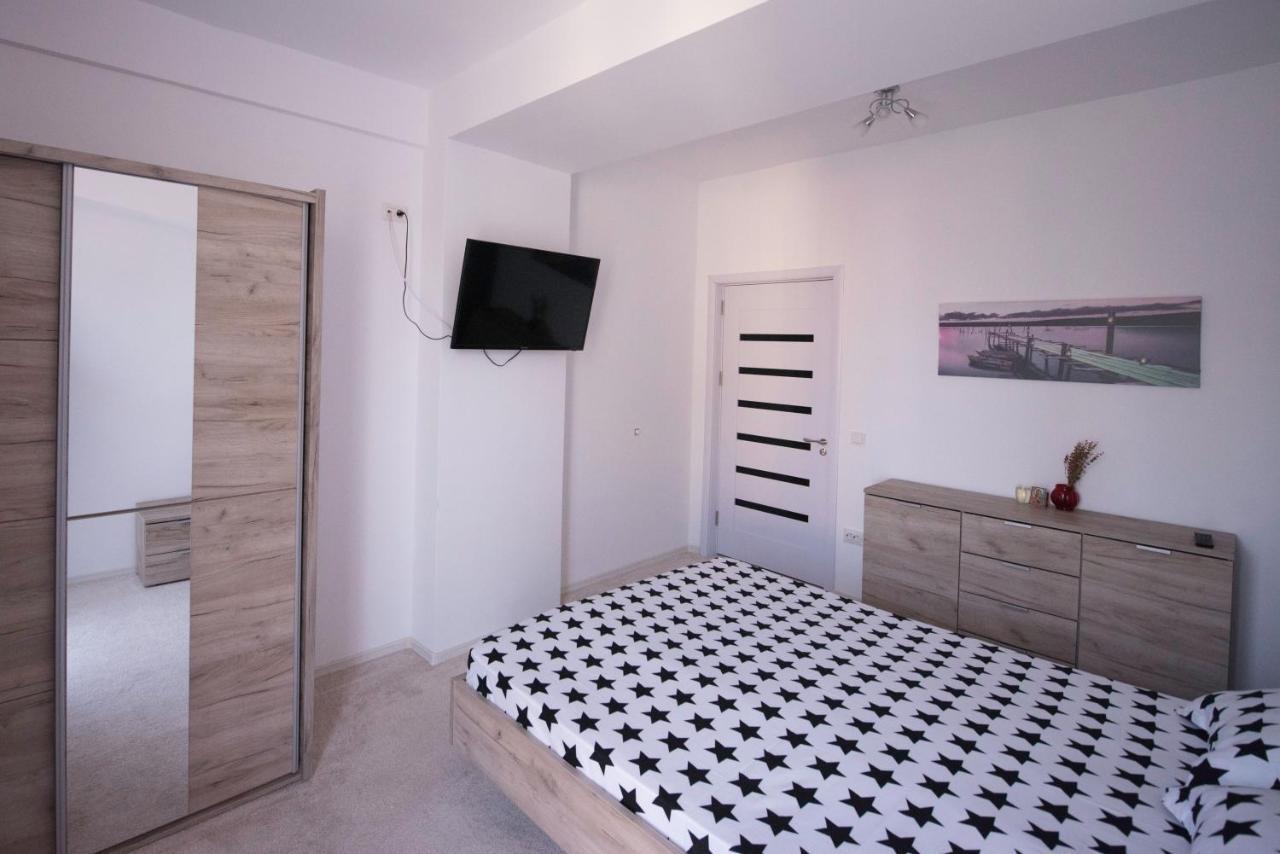 Labirint Apartament คอนสตันซา ภายนอก รูปภาพ